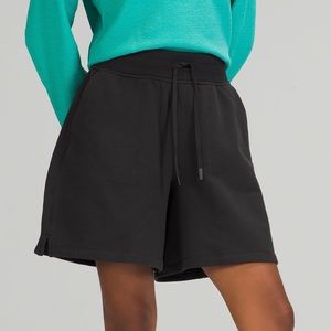 NWT Lululemon All Yours High Rise Short 7” Black | Size 8